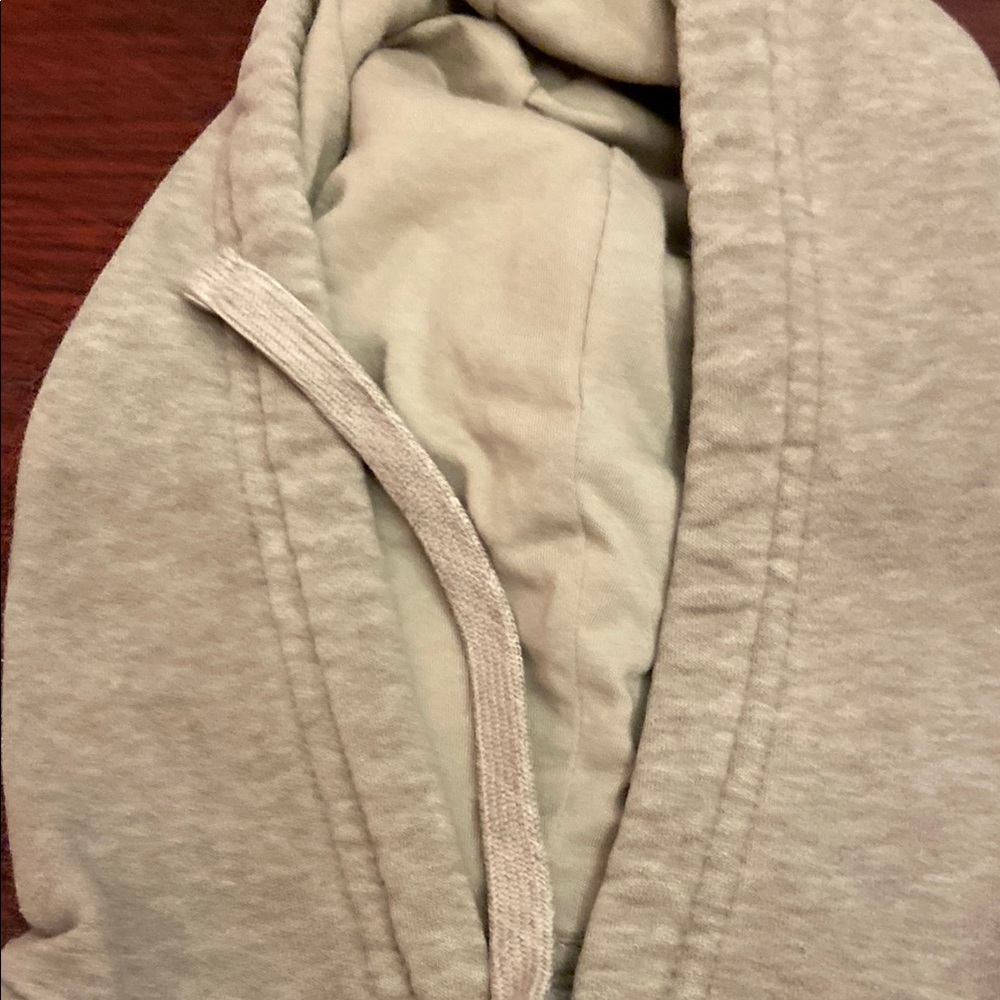 Under Armour Gray with tint of green Hoodie Sweatshirt - Picture 15 of 15